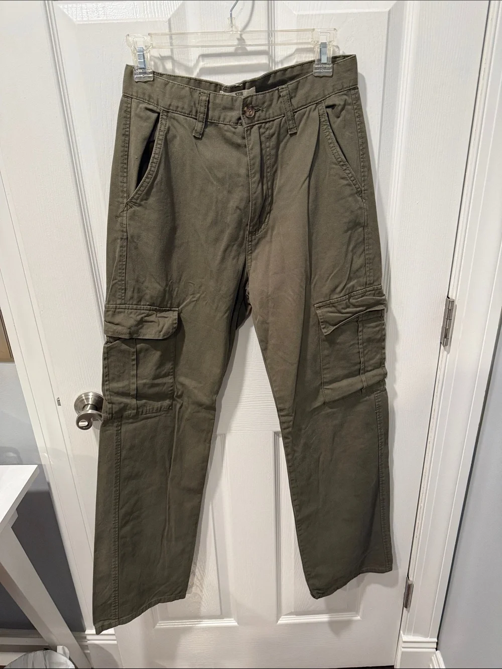 Stradivarius Green Cargo Pants - Picture 5 of 7